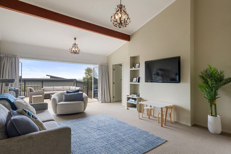 Photo of property in 24a Huia Street, Waikanae, 5036