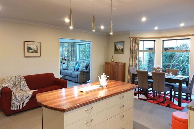 Photo of property in 27 Stableford Green, Burnside, Christchurch, 8053