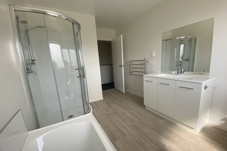 Photo of property in 24c Sabot Place, Massey, Auckland, 0614