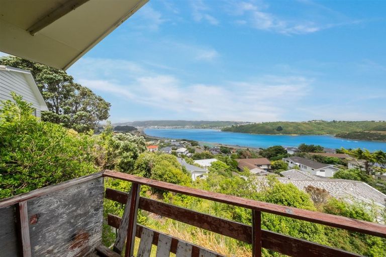 Photo of property in 3 Forth Place, Papakowhai, Porirua, 5024