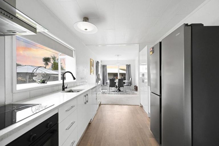 Photo of property in 59 Resthill Crescent, Glenview, Hamilton, 3206