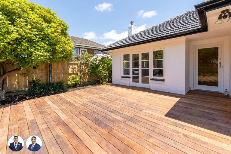 Photo of property in 14 Coronation Road, Mangere Bridge, Auckland, 2022
