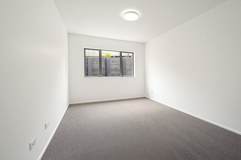 Photo of property in 20 Bannings Way, Hobsonville, Auckland, 0618