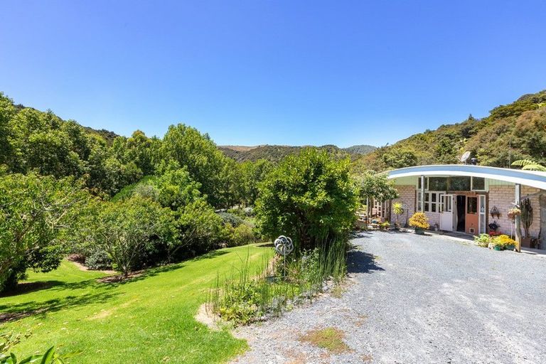 Photo of property in 950 Matakana Valley Road, Whangaripo, Wellsford, 0972