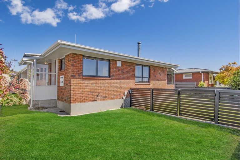 Photo of property in 25 Whitaker Street, Otumoetai, Tauranga, 3110