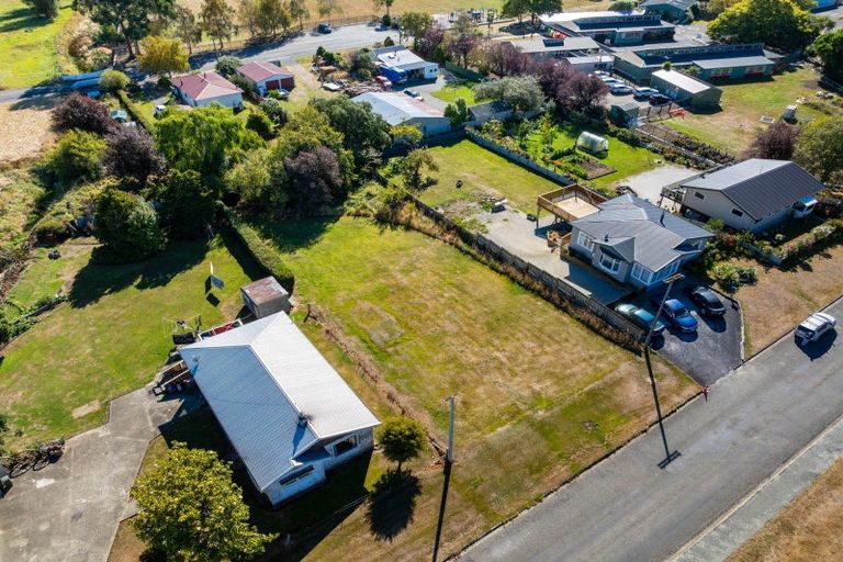 Photo of property in 41 Copinsha Street, Palmerston, 9430