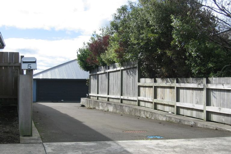 Photo of property in 5 Woodgate Court, Fitzherbert, Palmerston North, 4410