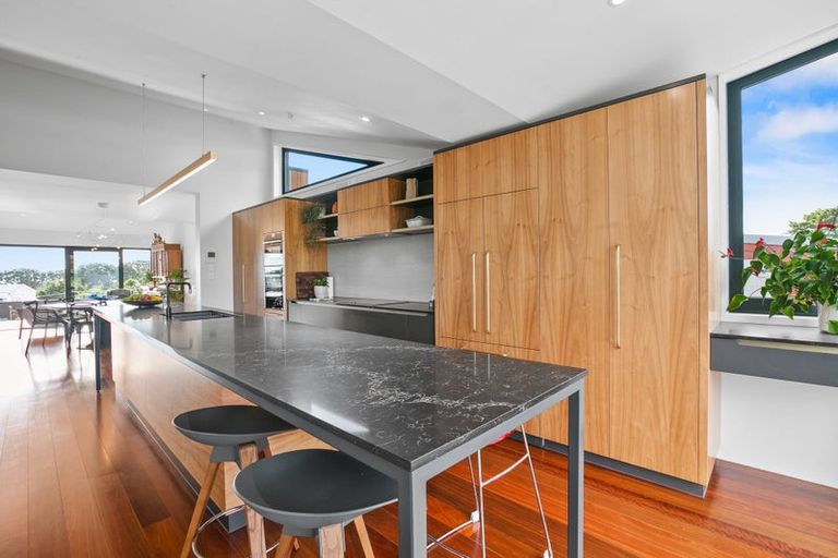 Photo of property in 15 Fillis Street, New Plymouth, 4310