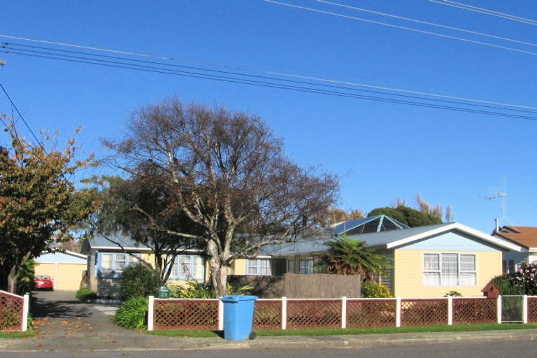 Photo of property in 26 Bell Street, Otaki, 5512