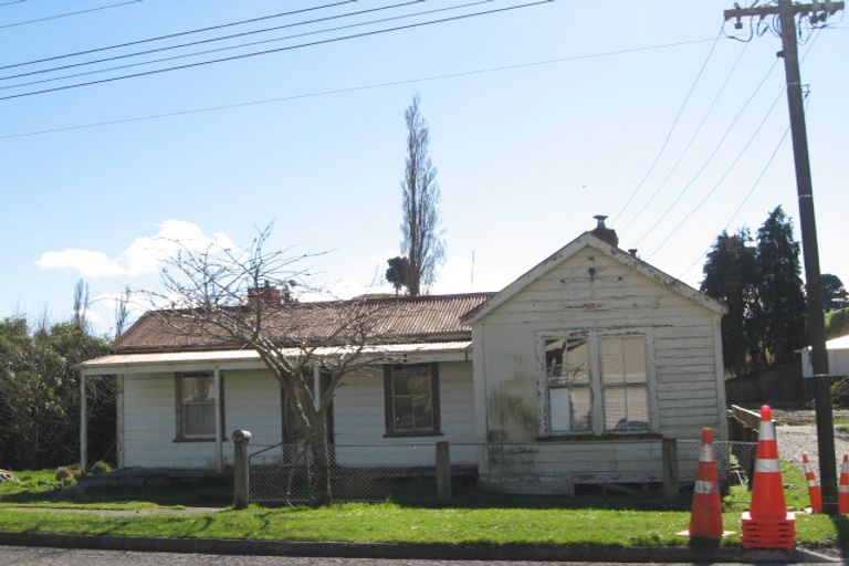 Photo of property in 38 Bruce Street, Hunterville, 4730