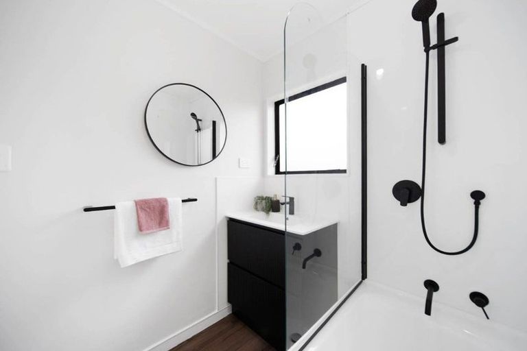 Photo of property in 9b Boundary Road, Opaheke, Papakura, 2113