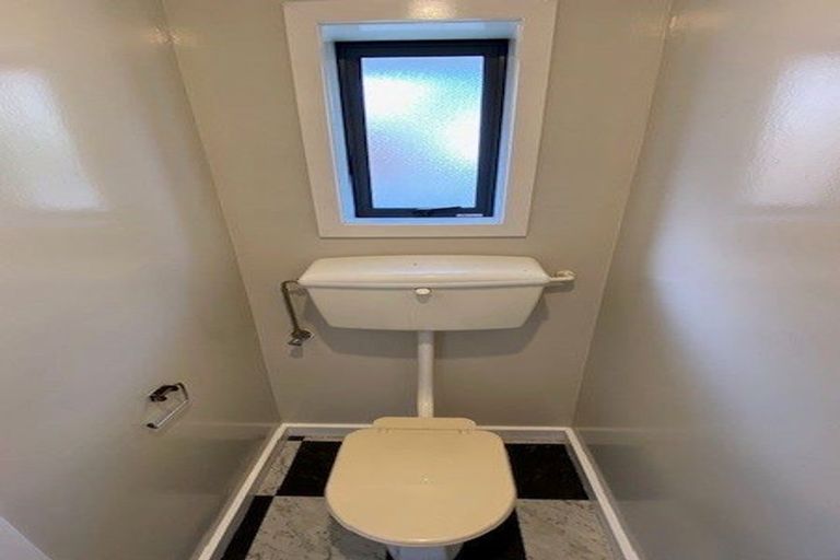 Photo of property in 1/64 Peer Street, Upper Riccarton, Christchurch, 8041