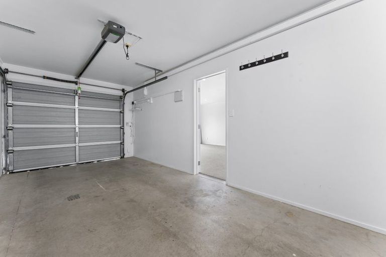 Photo of property in 130h Lakeside Drive, Orewa, 0931