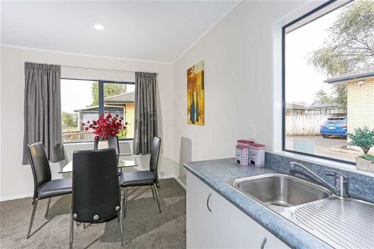 Photo of property in 1/34 Limond Street, Randwick Park, Auckland, 2105