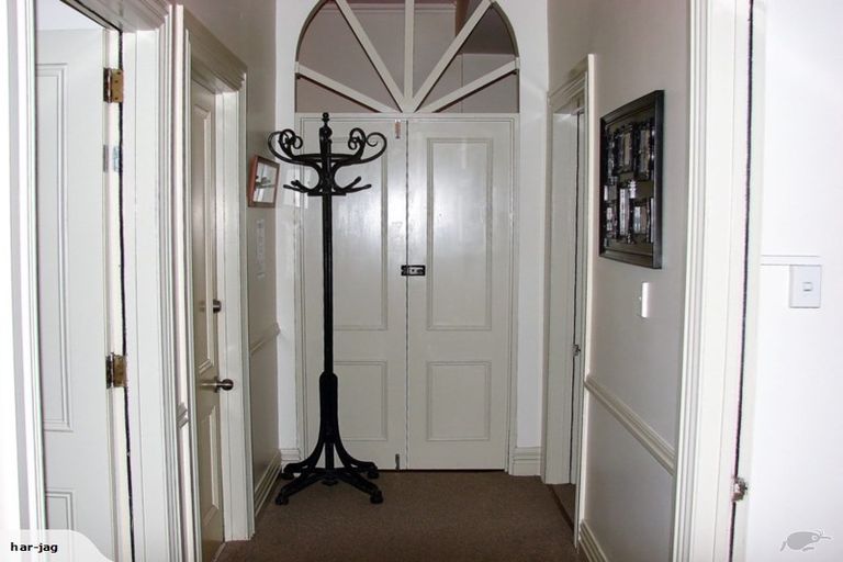 Photo of property in 61 Albert Street, Masterton, 5810