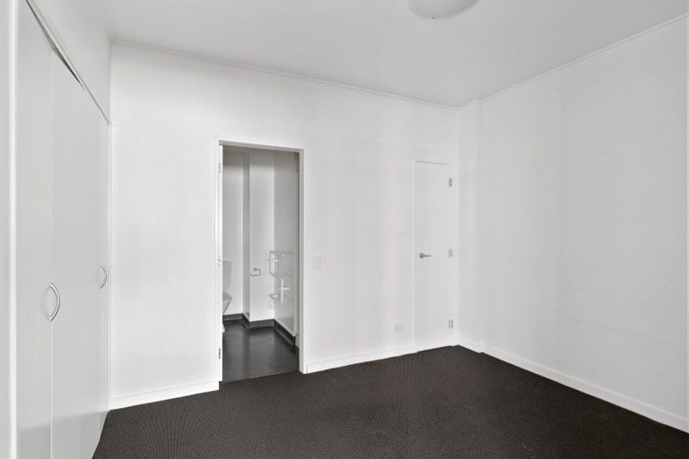 Photo of property in Dixonlane Apartments, 6/7 Feltex Lane, Te Aro, Wellington, 6011