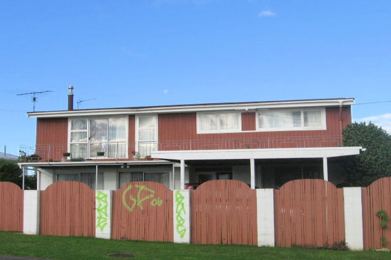 Photo of property in 24 Chorley Avenue, Massey, Auckland, 0614
