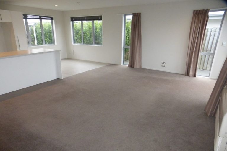 Photo of property in 8 Caulfield Avenue, Halswell, Christchurch, 8025