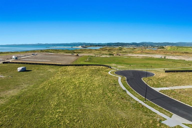 Photo of property in 15 Pakihikura Key, Waiotahe, Opotiki, 3198