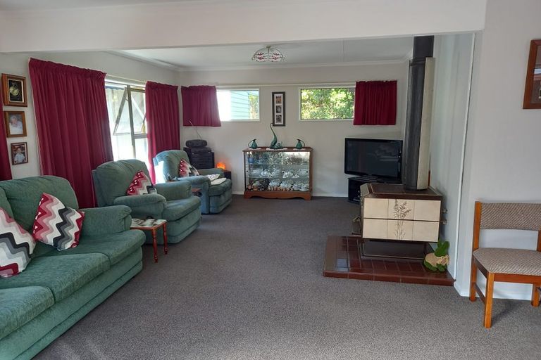 Photo of property in 17 Park View Avenue, Feilding, 4702