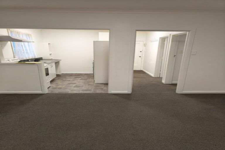 Photo of property in 17 Larsen Court, Roslyn, Palmerston North, 4414