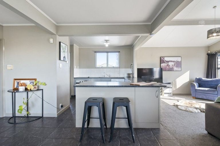 Photo of property in 1 Jupiter Street, Milson, Palmerston North, 4414