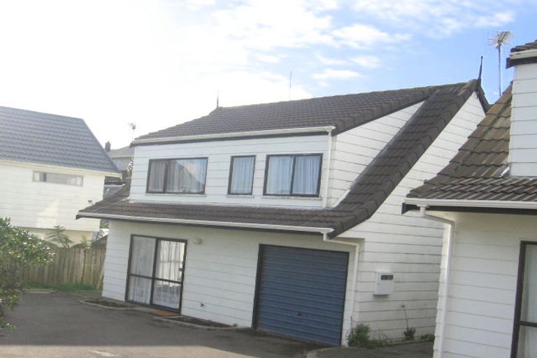 Photo of property in 62 Haumia Street, Johnsonville, Wellington, 6037