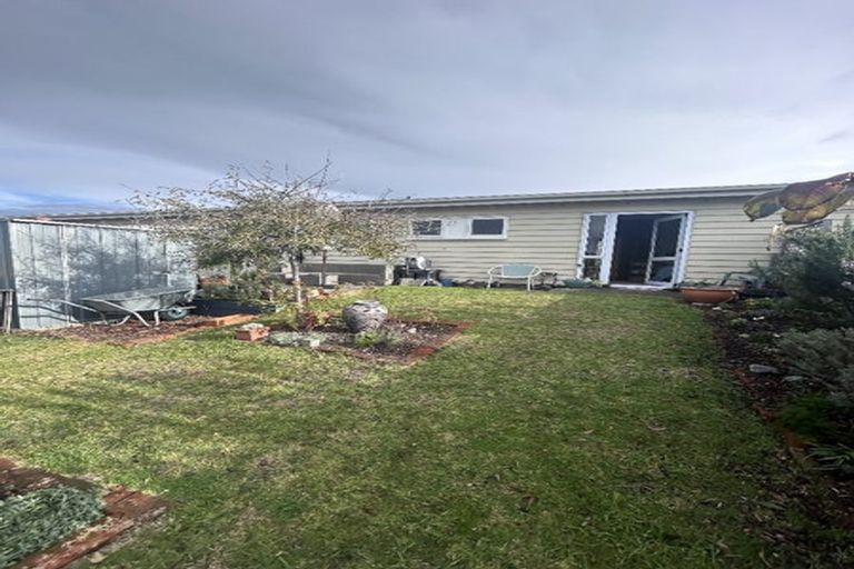 Photo of property in 2/34 Allen Road, Raumati Beach, Paraparaumu, 5032