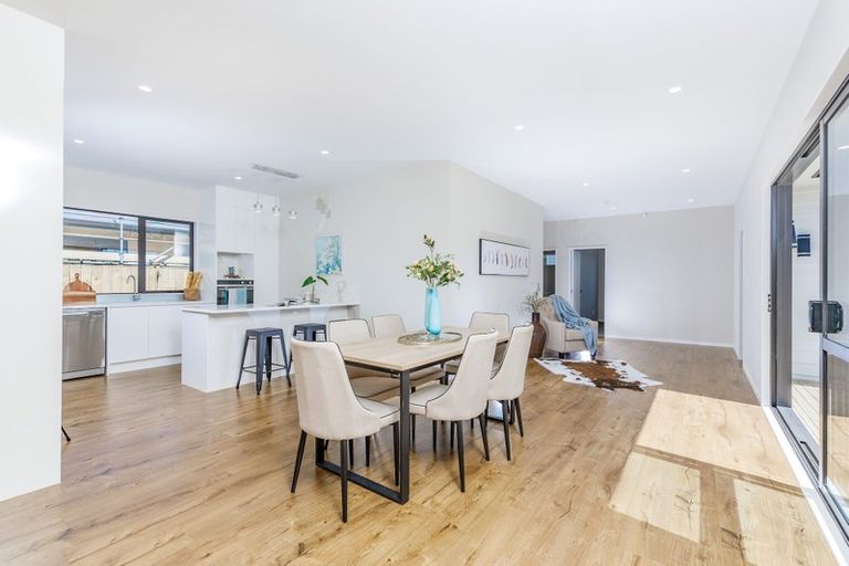 Photo of property in 4 Piccolo Court, Kumeu, 0810