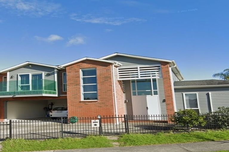 Photo of property in 7 Dunkineely Road, Flat Bush, Auckland, 2019