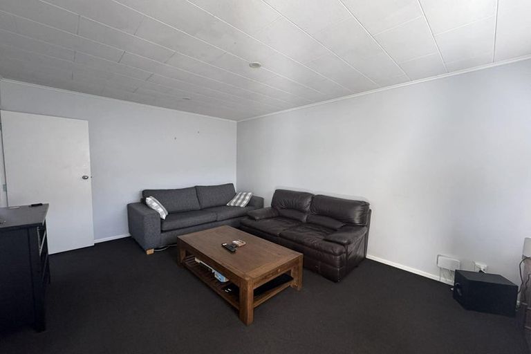 Photo of property in 1/54 Martin Street, Wallaceville, Upper Hutt, 5018