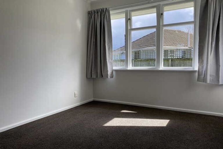 Photo of property in 1 Dix Street, Wigram, Christchurch, 8042