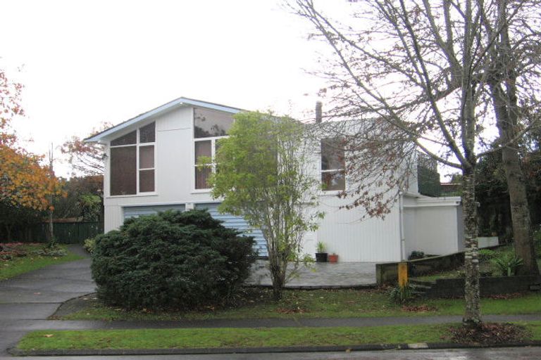 Photo of property in 9 Lilian Place, Farm Cove, Auckland, 2012