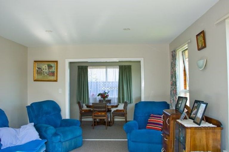 Photo of property in 1/393 Harewood Road, Bishopdale, Christchurch, 8053