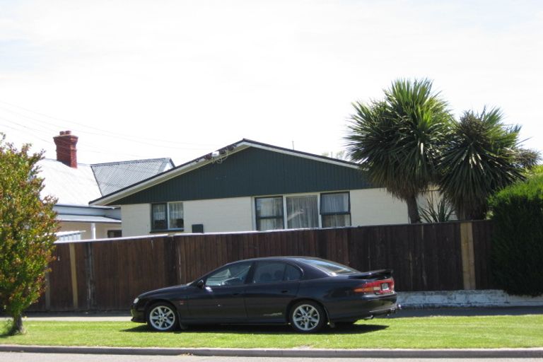 Photo of property in 3/97 Champion Street, Edgeware, Christchurch, 8013