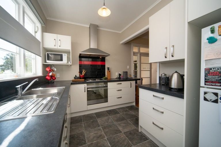 Photo of property in 547 Featherston Street, Roslyn, Palmerston North, 4414