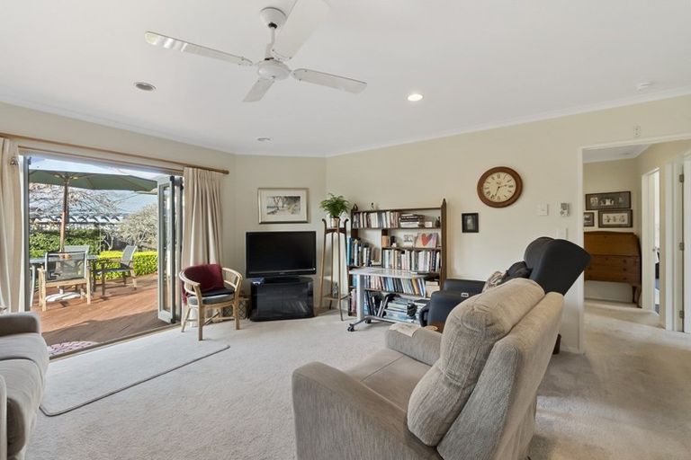 Photo of property in 8 Badminton Court, Huntington, Hamilton, 3210