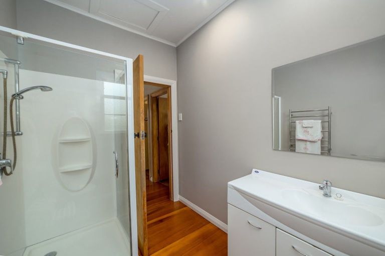 Photo of property in 32 Wyndham Street, Carterton, 5713