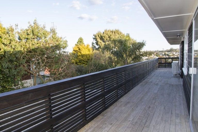 Photo of property in 58 Sartors Avenue, Browns Bay, Auckland, 0630