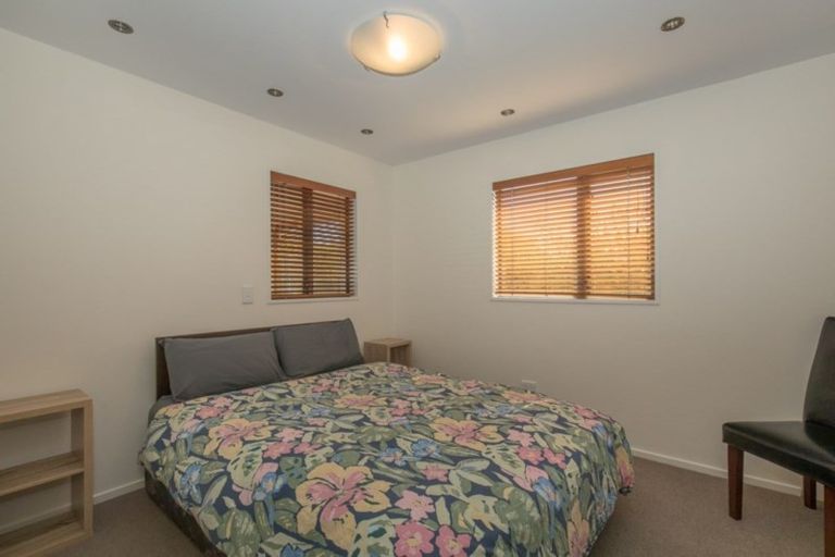 Photo of property in 65 Warren Street, Wanaka, 9305