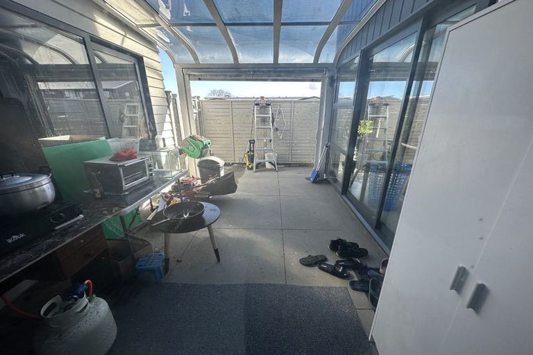 Photo of property in 18 Nganui Avenue, Takanini, 2112