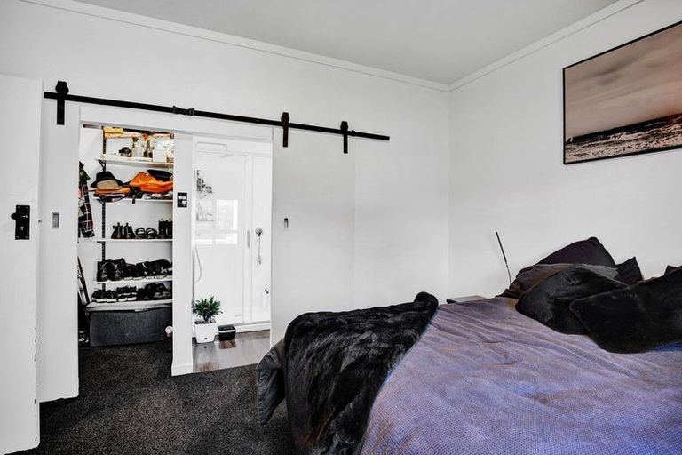 Photo of property in 48 Camberwell Road, Hawera, 4610