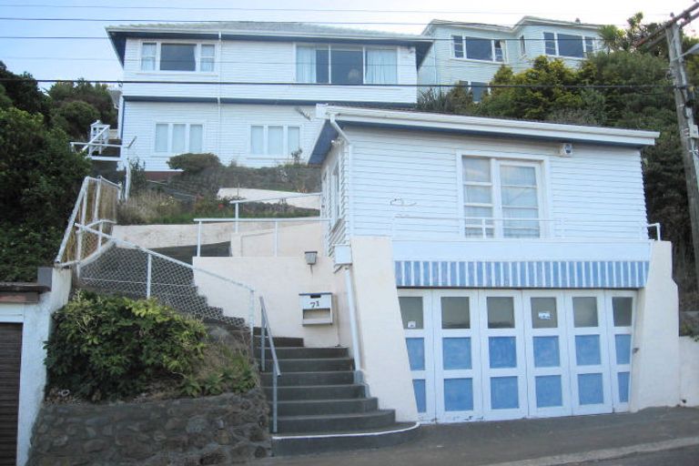 Photo of property in 71 Seatoun Heights Road, Seatoun, Wellington, 6022