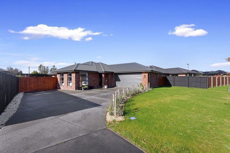 Photo of property in 81 Willowside Place, Amberley, 7410