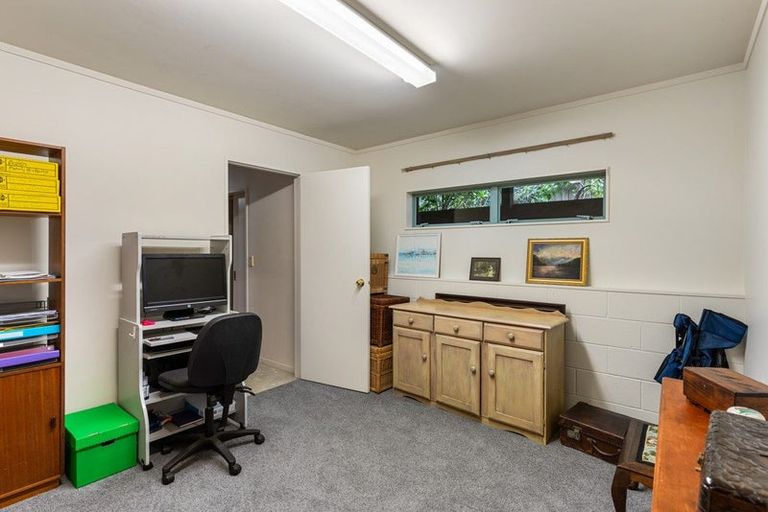 Photo of property in 1/36 Kowhai Road, Campbells Bay, Auckland, 0630