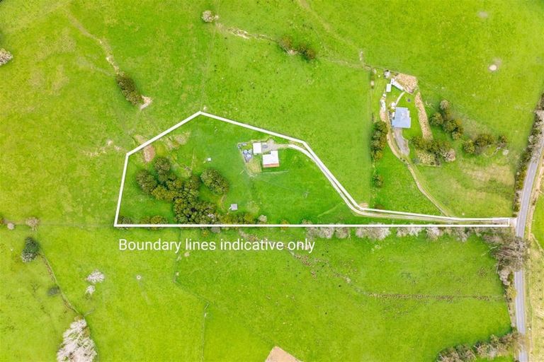 Photo of property in 5150b Kaipara Coast Highway, Wellsford, 0972