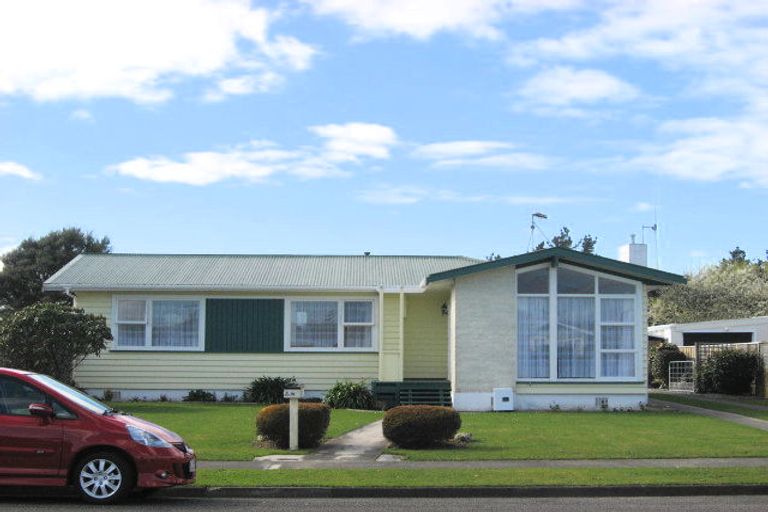 Photo of property in 59 Kennedy Drive, Levin, 5510