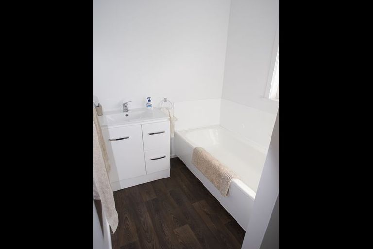 Photo of property in 20 Birdwood Road, Pukekohe, 2120