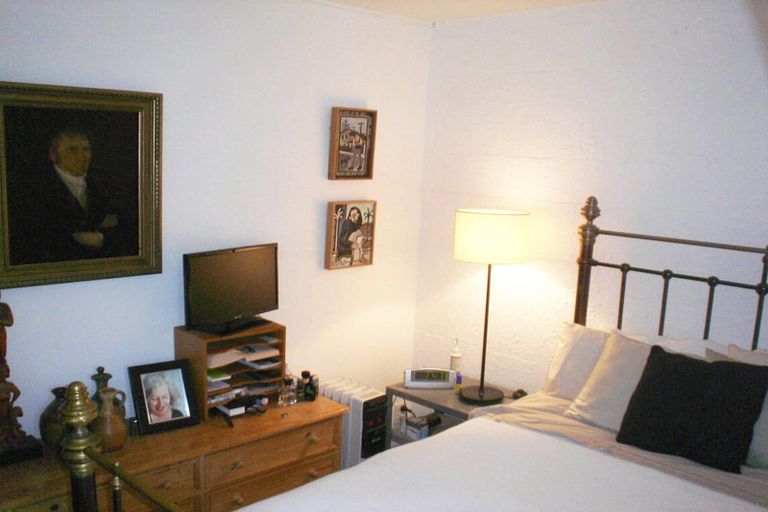 Photo of property in 26a Ranelagh Street, Karori, Wellington, 6012