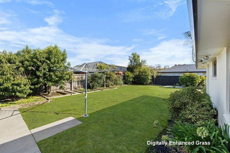 Photo of property in 29 Anglesea Avenue, Parklands, Christchurch, 8083